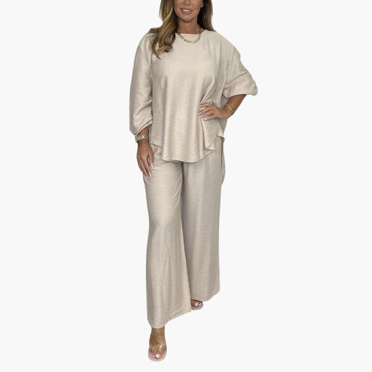 Women's Two-Piece Set with Wide-Leg Trousers and Relaxed Top