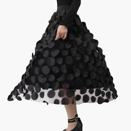 Women's High-Waisted Maxi Skirt with Pleated Details and Flowing Design