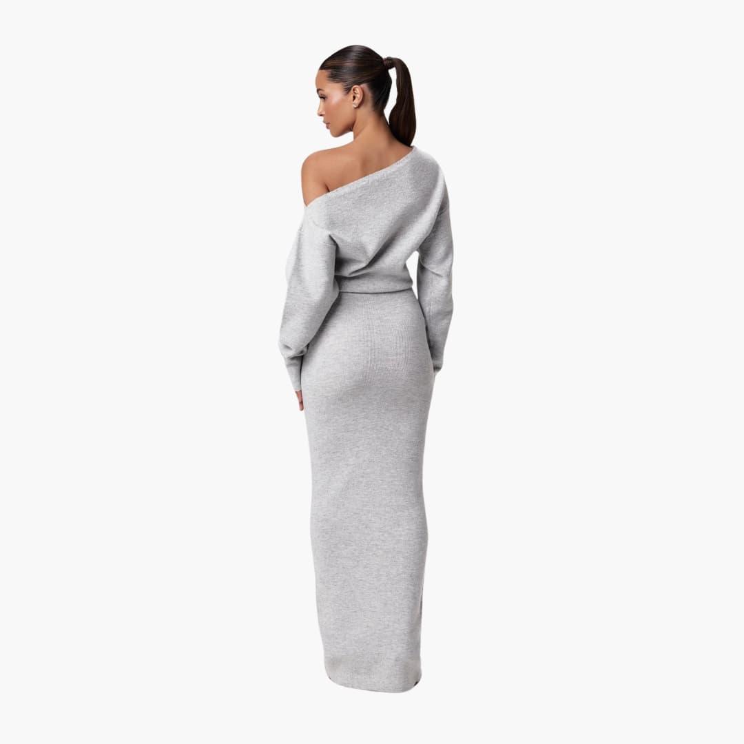 Women's Maxi Dress with Sleeveless Design and Flattering Silhouette