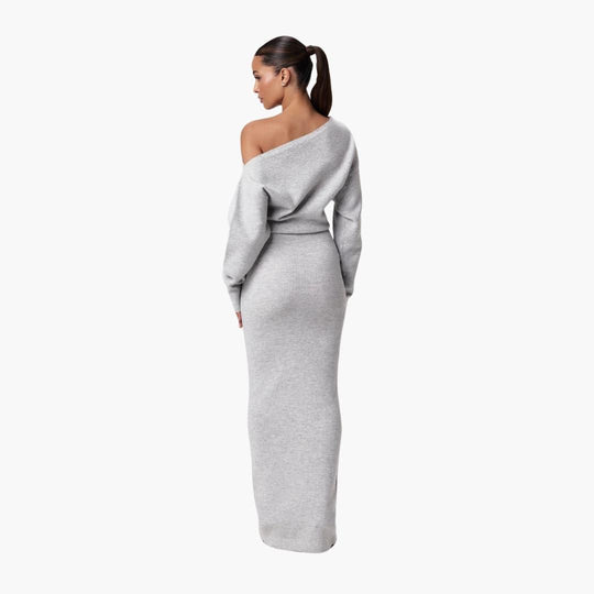 Women's Maxi Dress with Sleeveless Design and Flattering Silhouette
