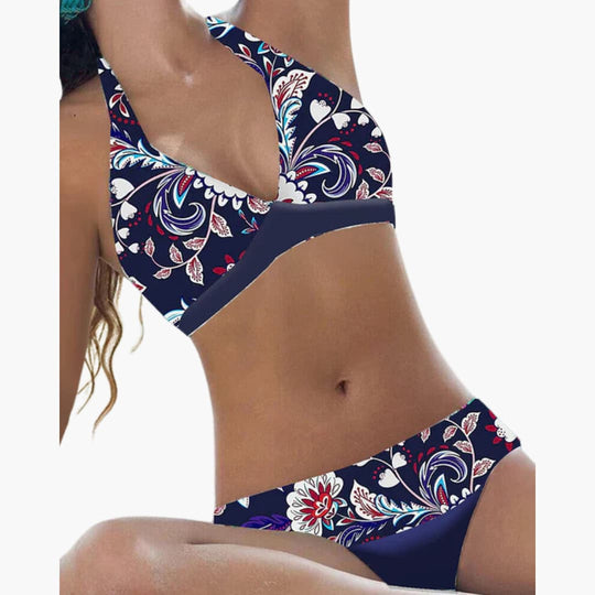 Women’s Two-Piece Bikini Set with Halter Neck and Backless Design