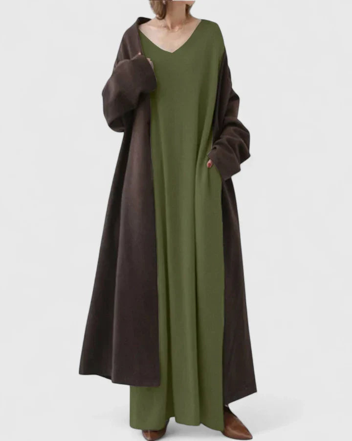 Women's Sophisticated Dress with Minimalist Design and Relaxed Fit