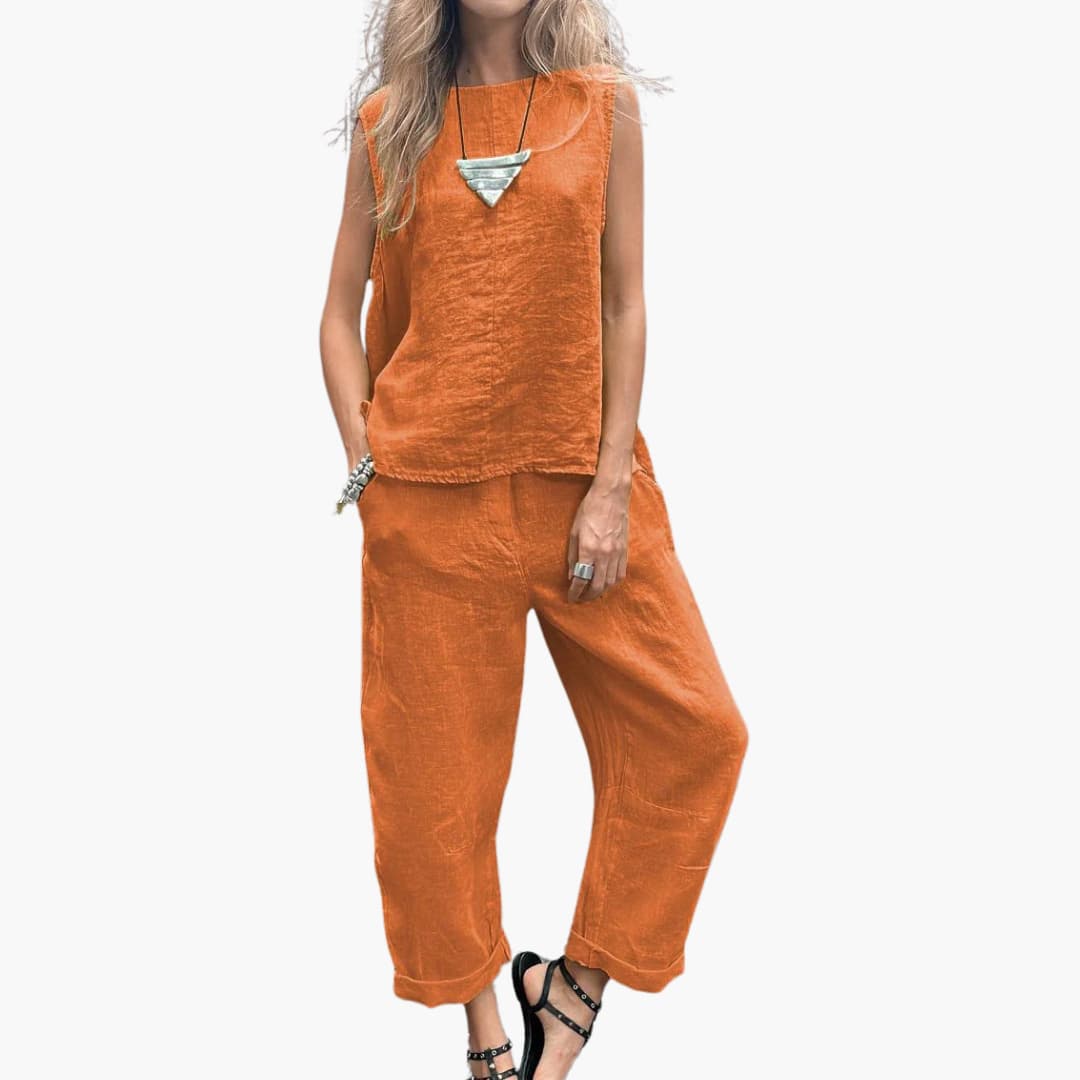 Women’s two-piece set with sleeveless top and trousers