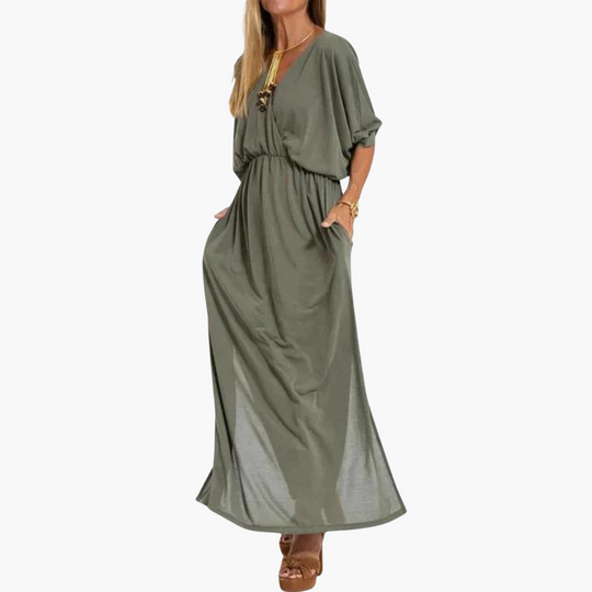 Women’s Summer Dress with Sleeveless Design