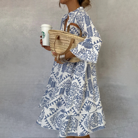 Women's Fashion Print Dress with Flattering Fit and Knee-Length Cut