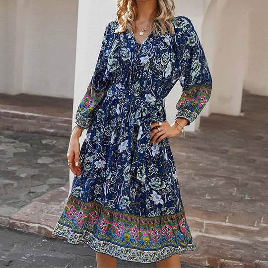 Women Boho Bohemian Chic knee-length dress with V-Neck for Travel