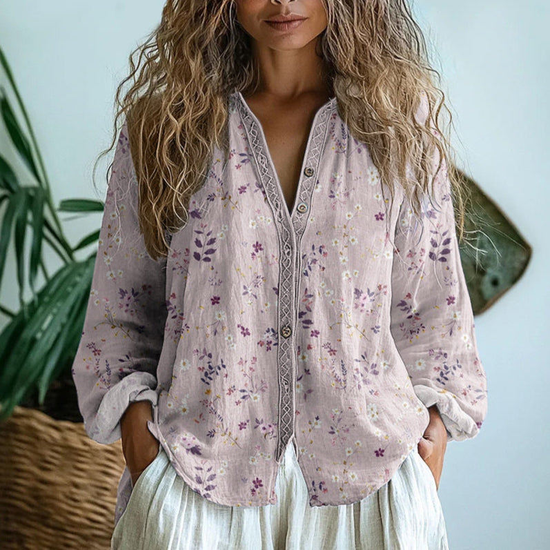 Women's Elegant Blouse with Tailored Fit and Delicate Detailing