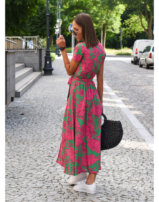 Women's V-Neck Dress with Floral Print and Sleeveless Design
