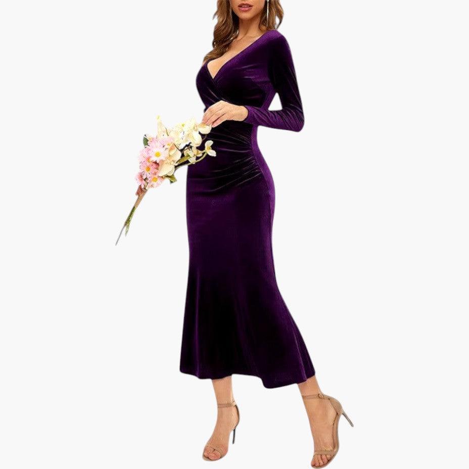 Women's Velvet Maxi Dress with Flowing Silhouette and Formal Fit
