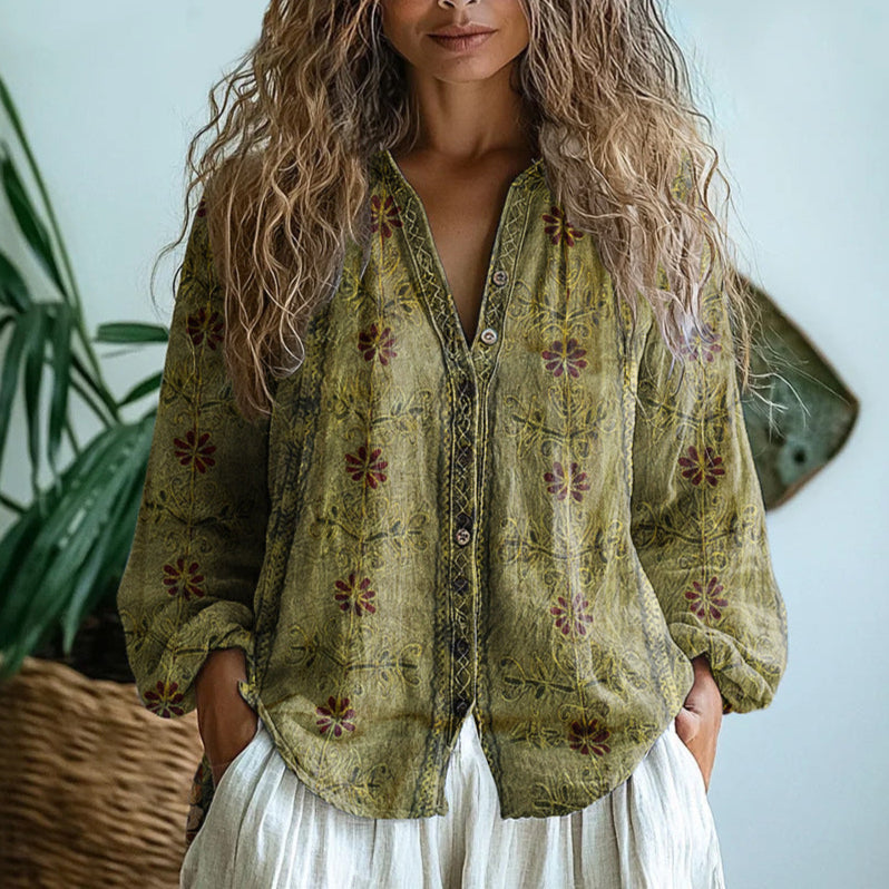 Women's Elegant Blouse with Tailored Fit and Delicate Detailing