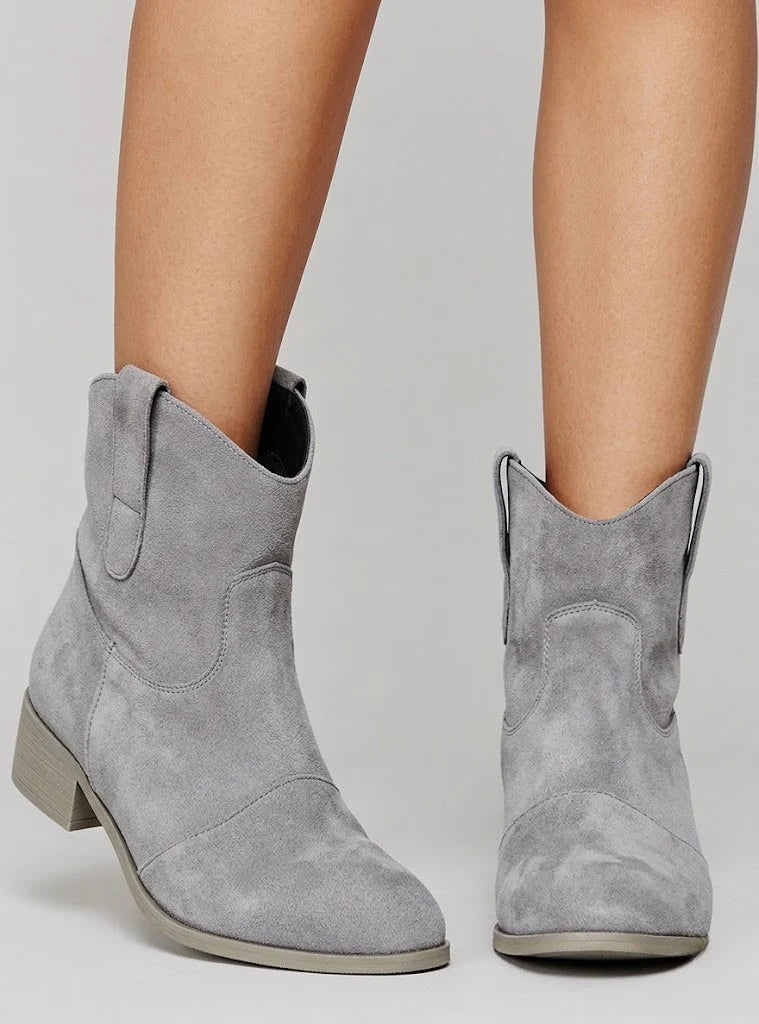 Women’s Ankle Boots with Pointed Toe and Low Heel