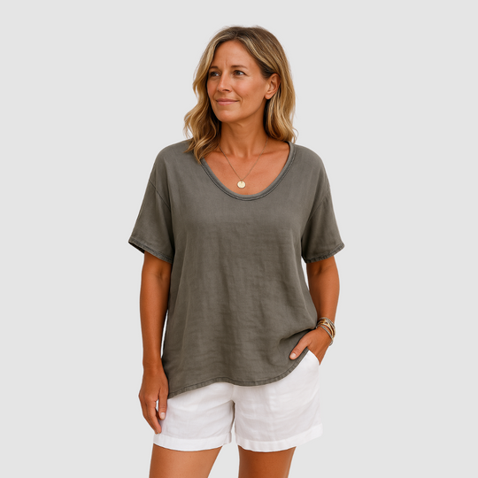 Women's T-Shirt with Loose Fit and Soft Fabric